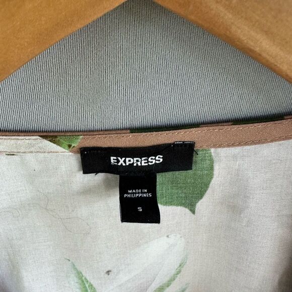 5 for $45 Express Floral Top Blouse Shirt Size S - Picture 5 of 9